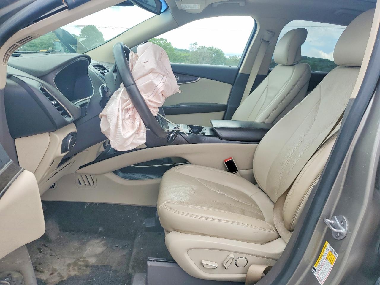 Lincoln MKX Reserve