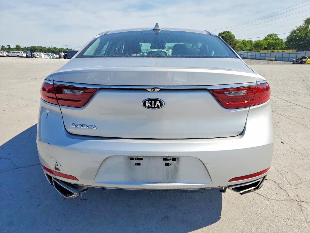 Kia Cadenza Premium