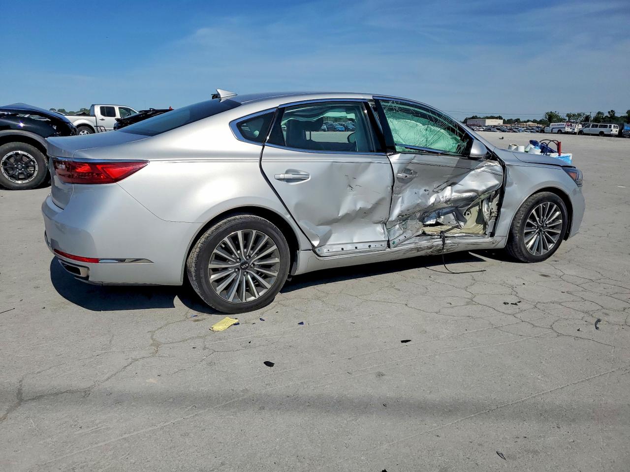Kia Cadenza Premium