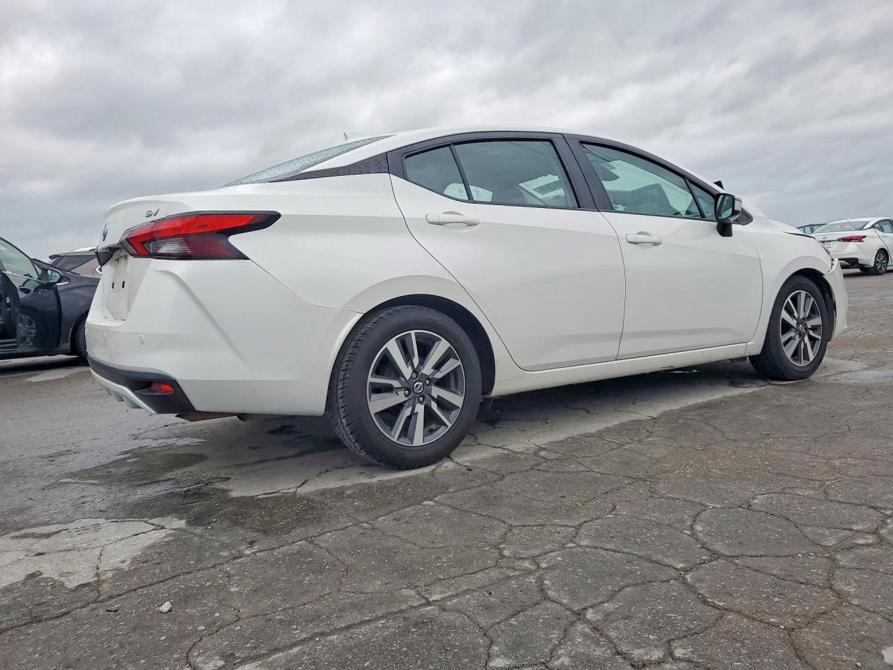 Nissan Versa Sv