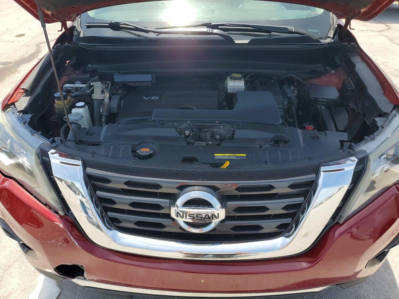 Nissan Pathfinder Sv