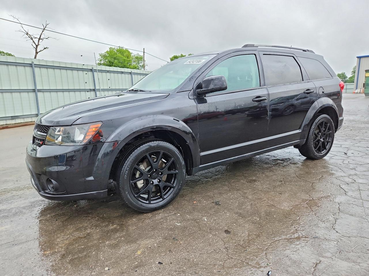 Salvage Dodge Journey Image