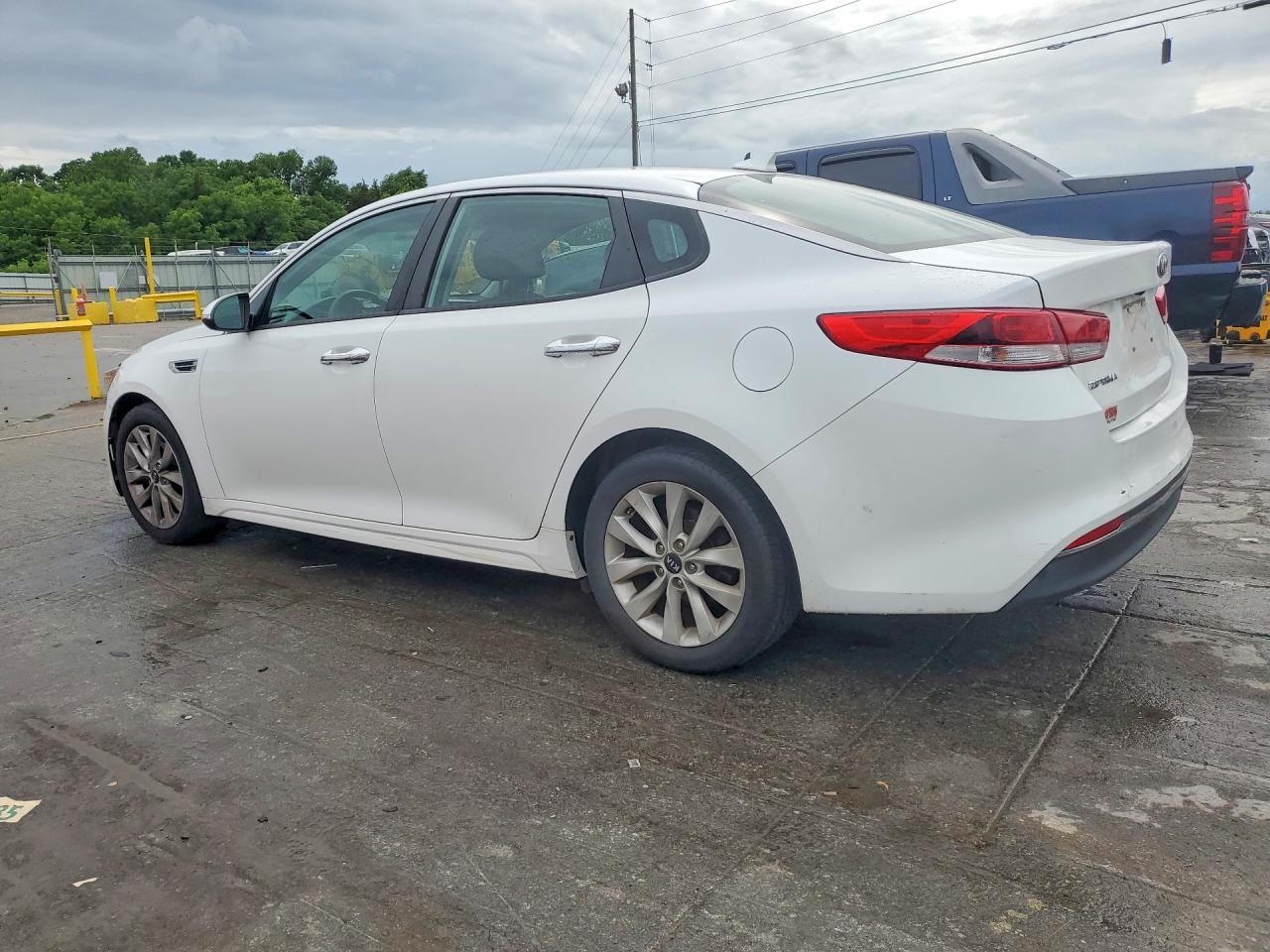 Kia Optima Lx