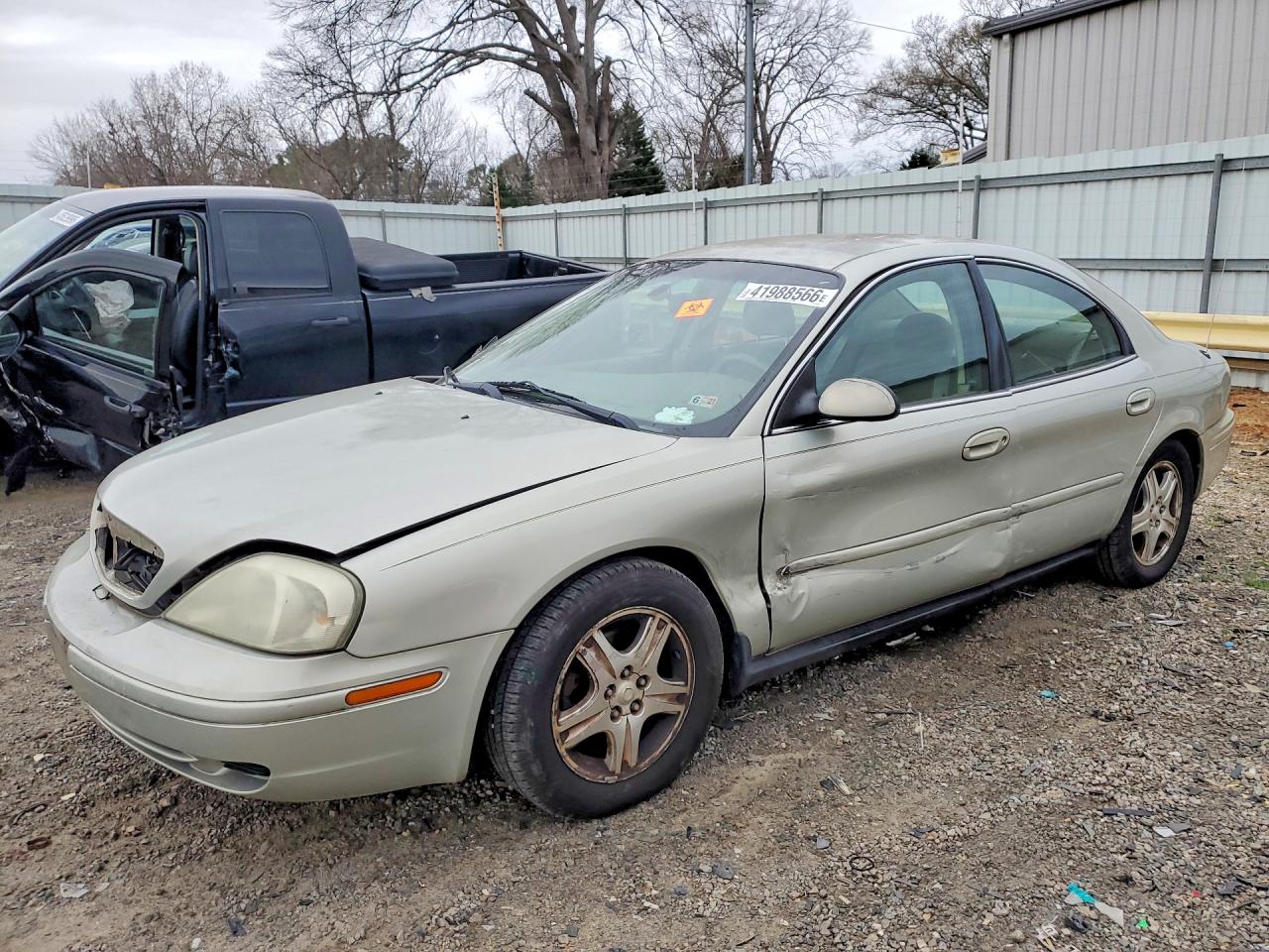 Salvage Mercury Sable Image