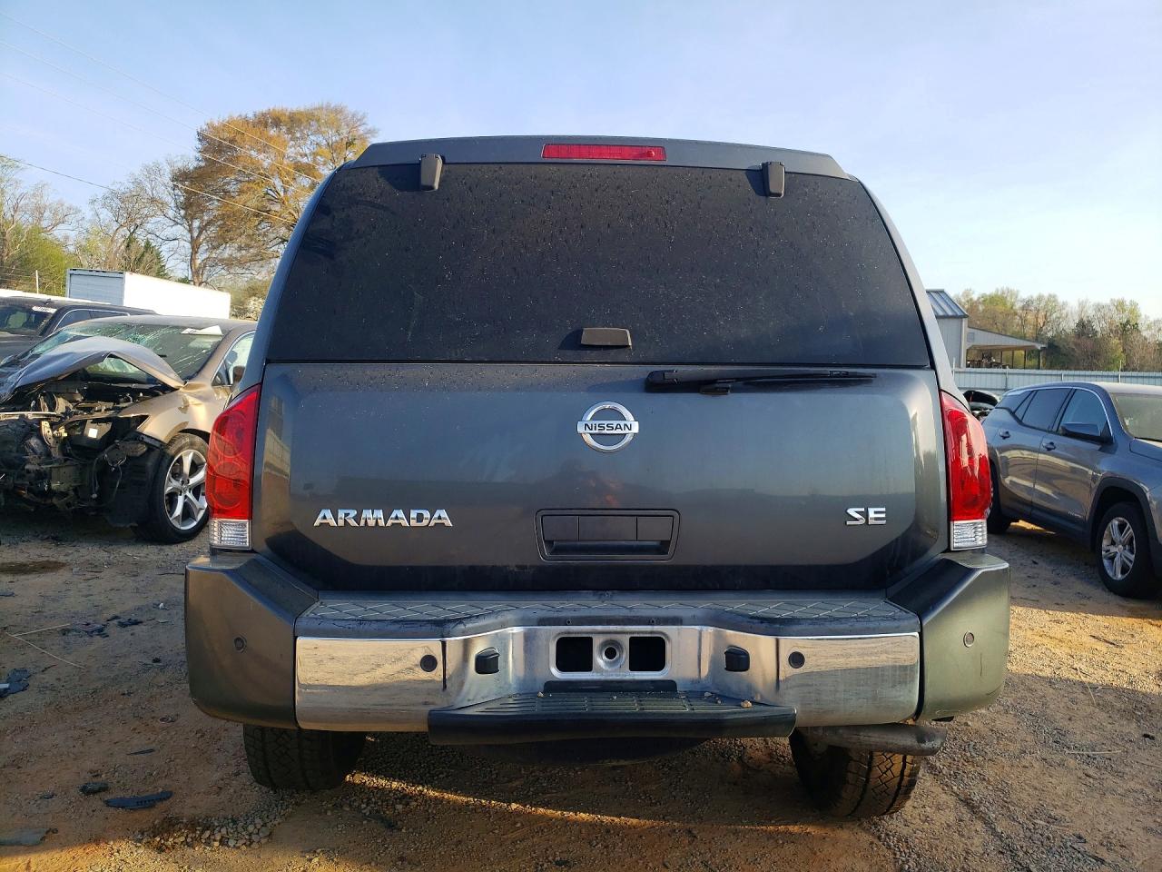 Nissan Armada Se