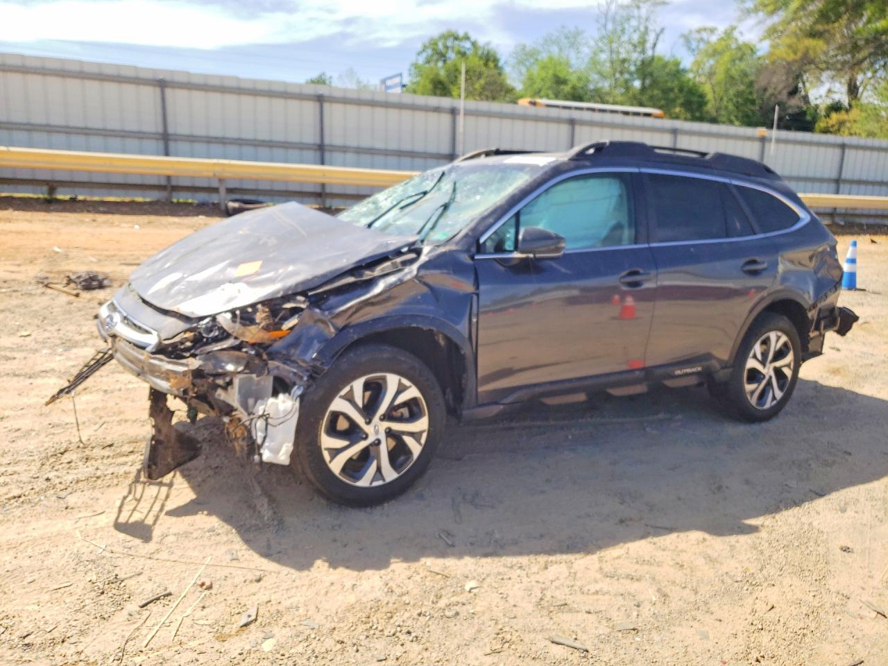 Salvage Subaru Outback Image