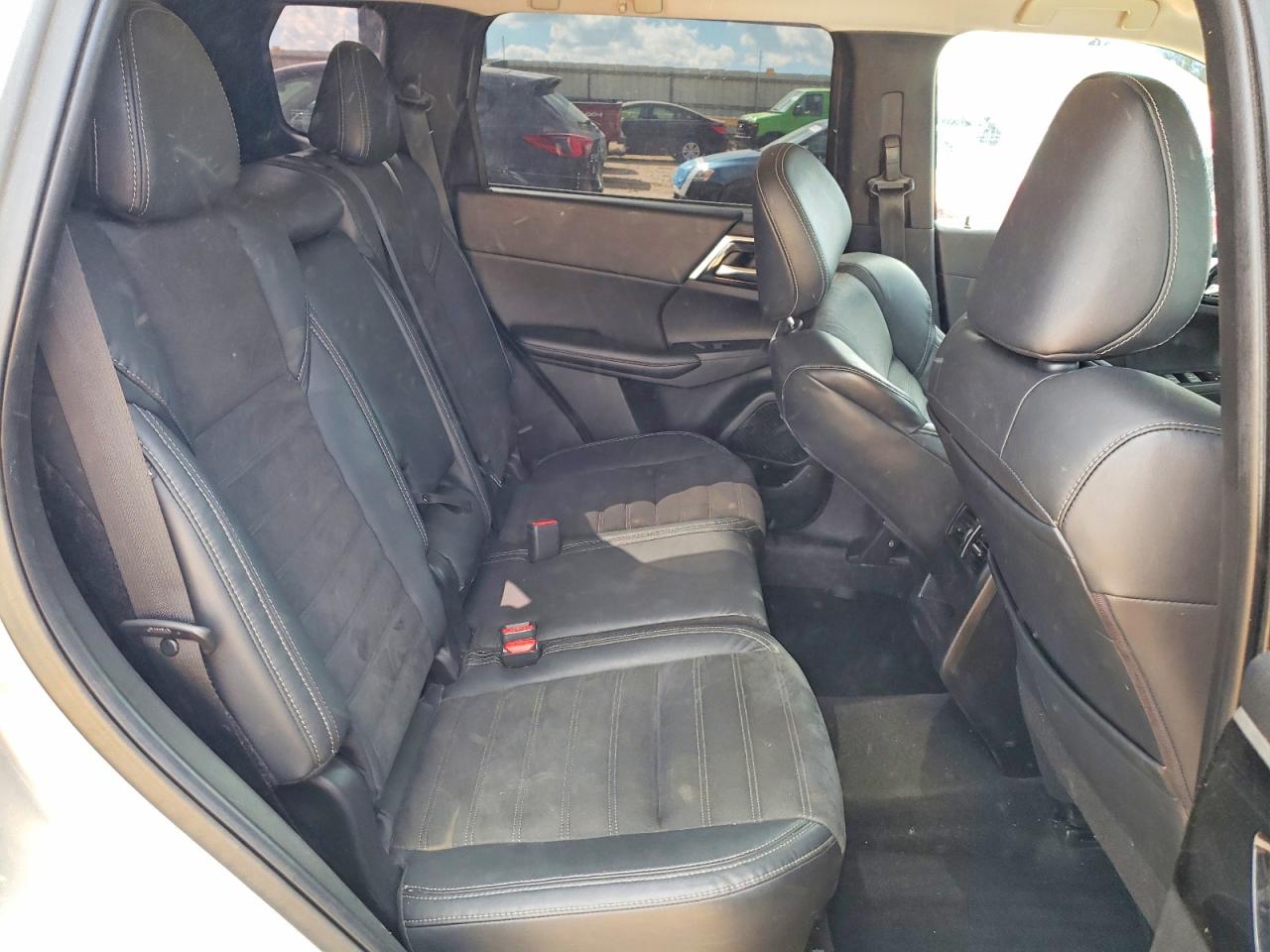 Mitsubishi Outlander Se
