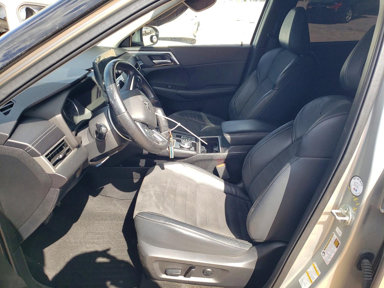 Mitsubishi Outlander Se