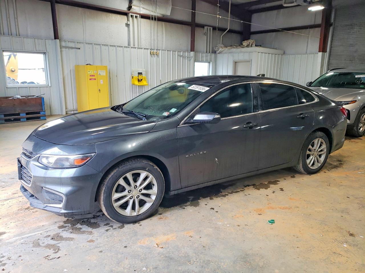 Salvage Chevrolet Malibu Image