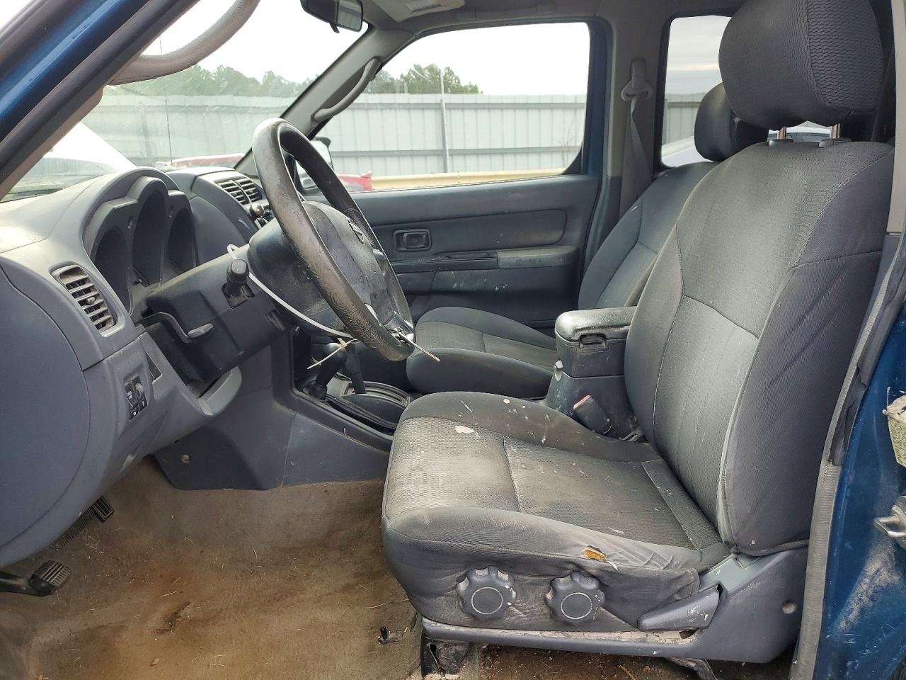 Nissan Frontier Crew Cab Xe V6