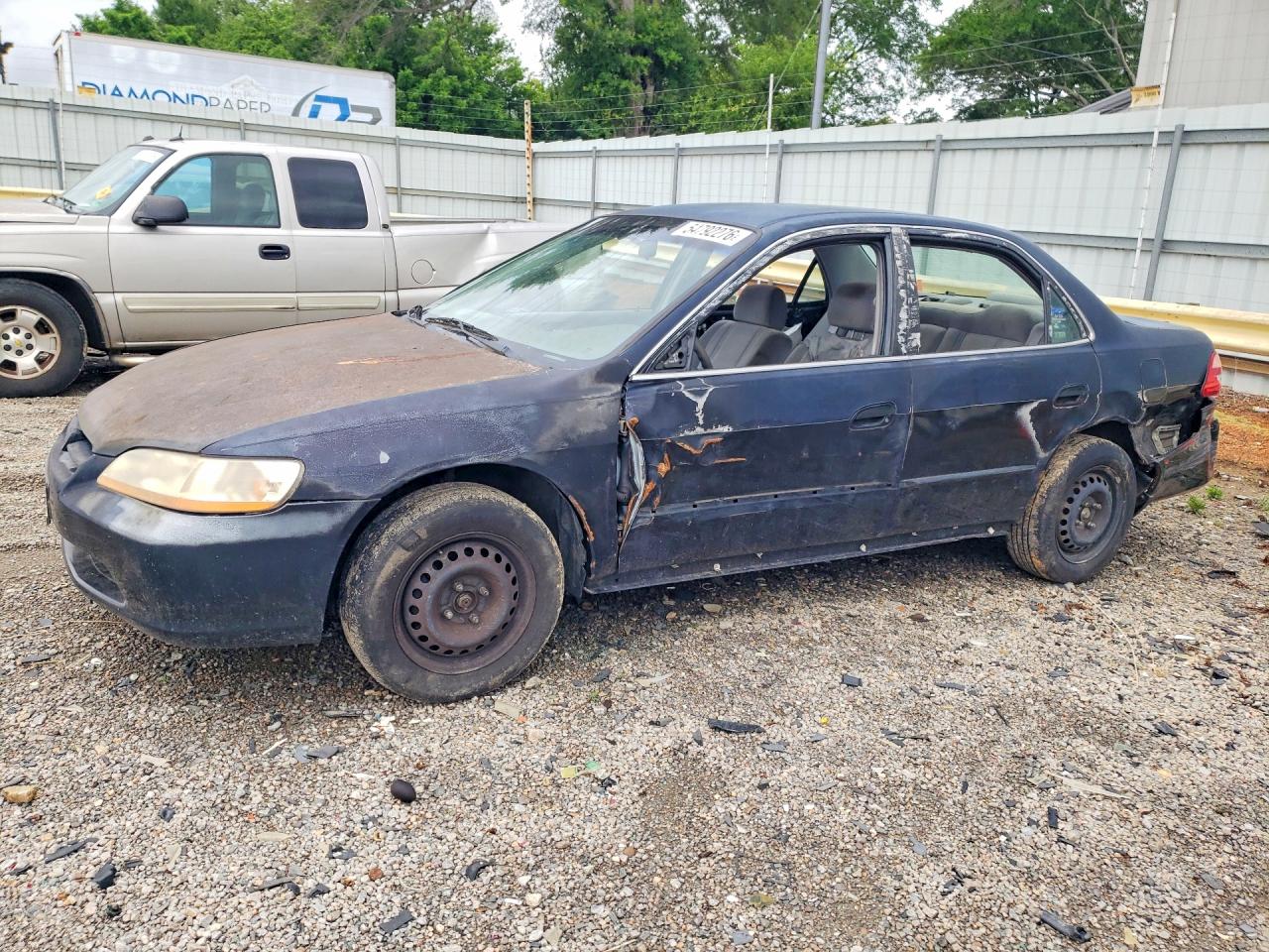 Salvage Honda Accord Image