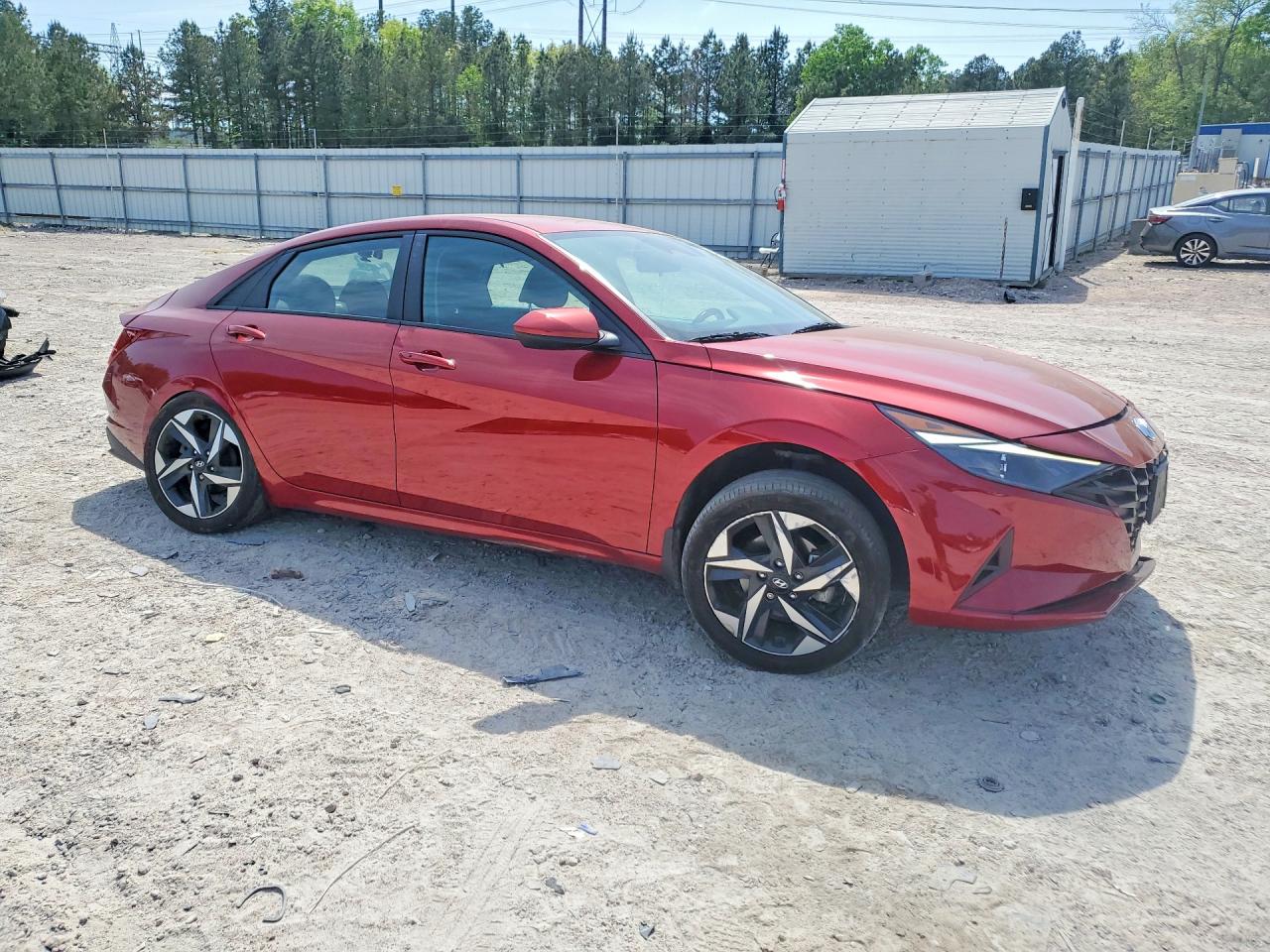 Hyundai ELANTRA Sel