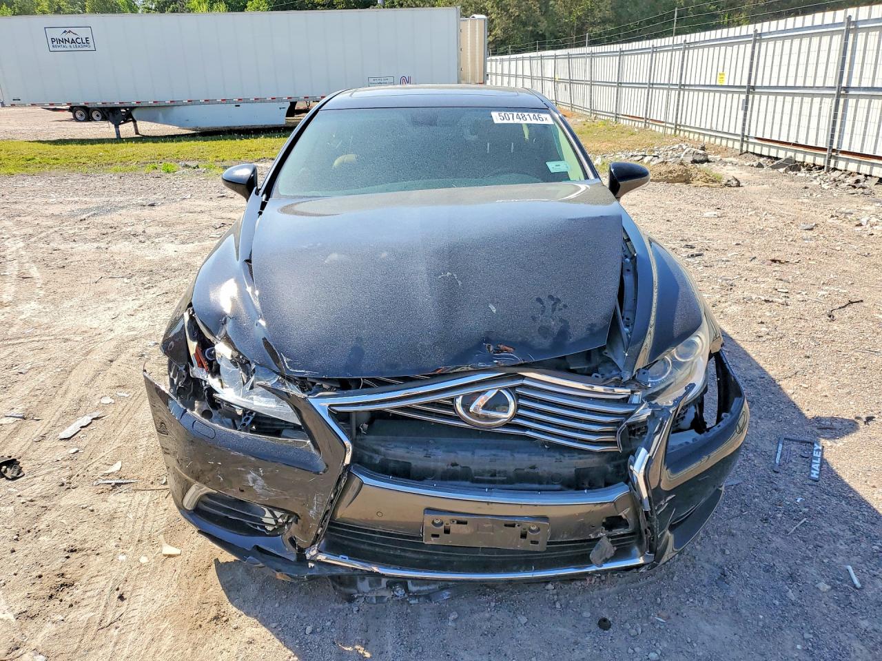 Lexus LS 460