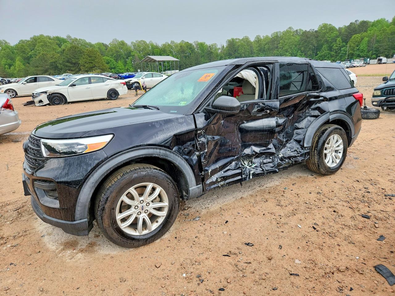 Salvage Ford Explorer Image