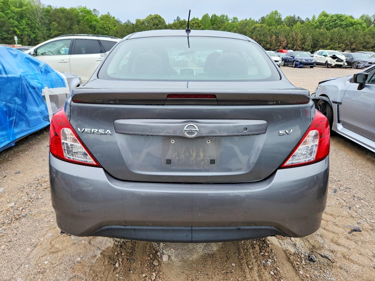 Nissan Versa Sv