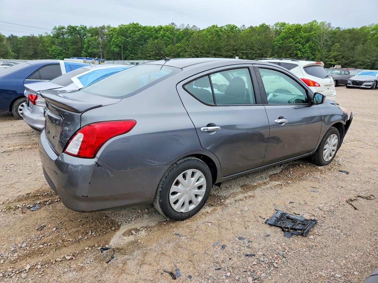 Nissan Versa Sv