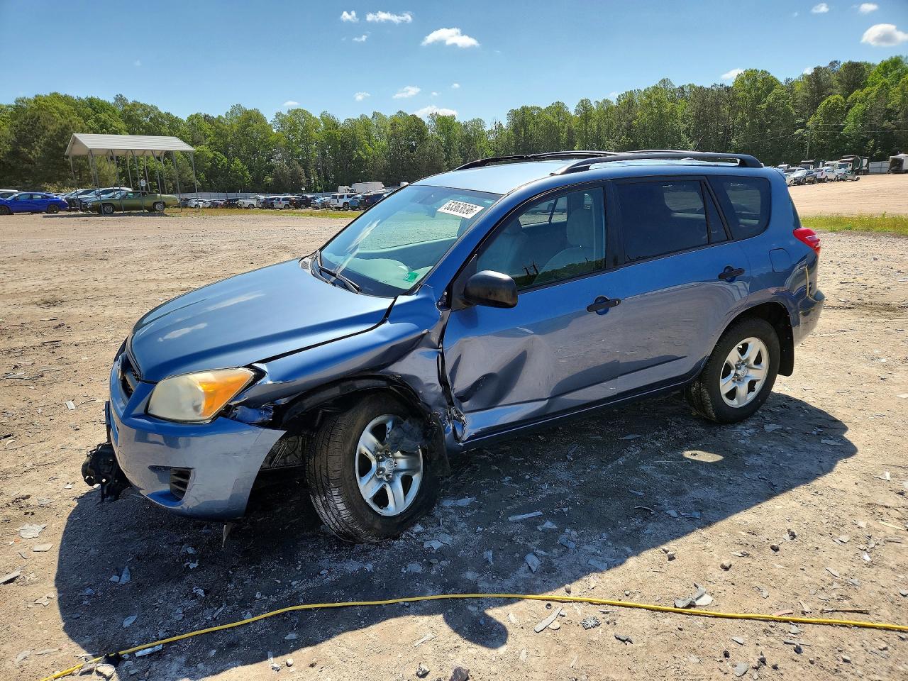 Salvage Toyota RAV4 Image