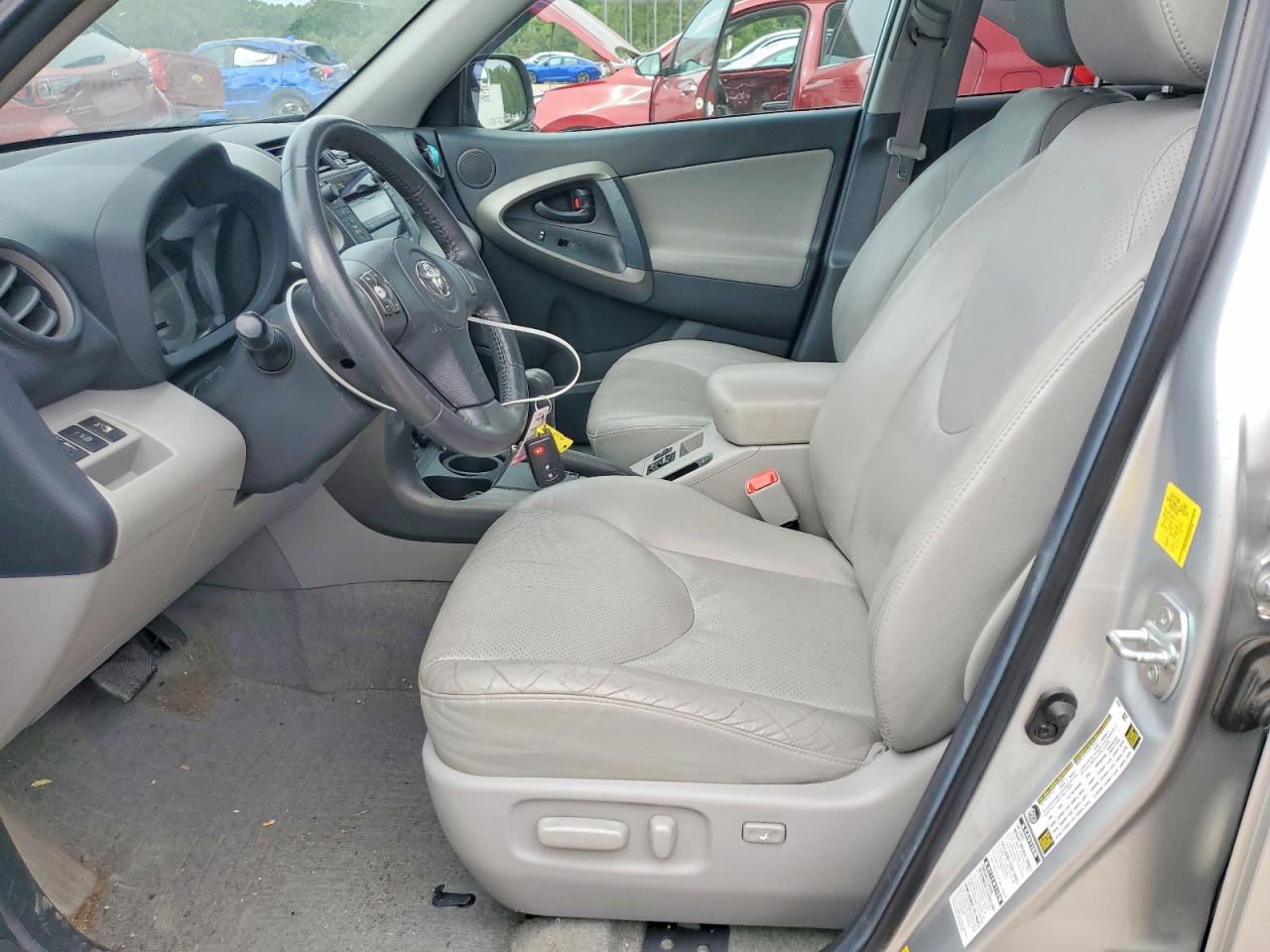 Toyota RAV4 Limited