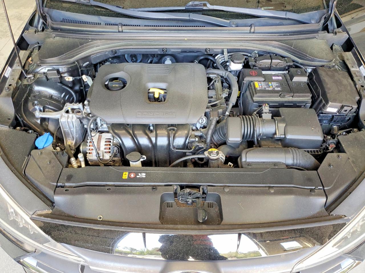 Hyundai ELANTRA Sel