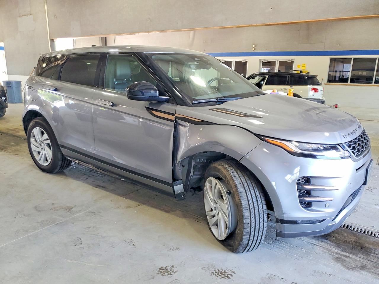 Land Rover Range Rover R-dynamic S