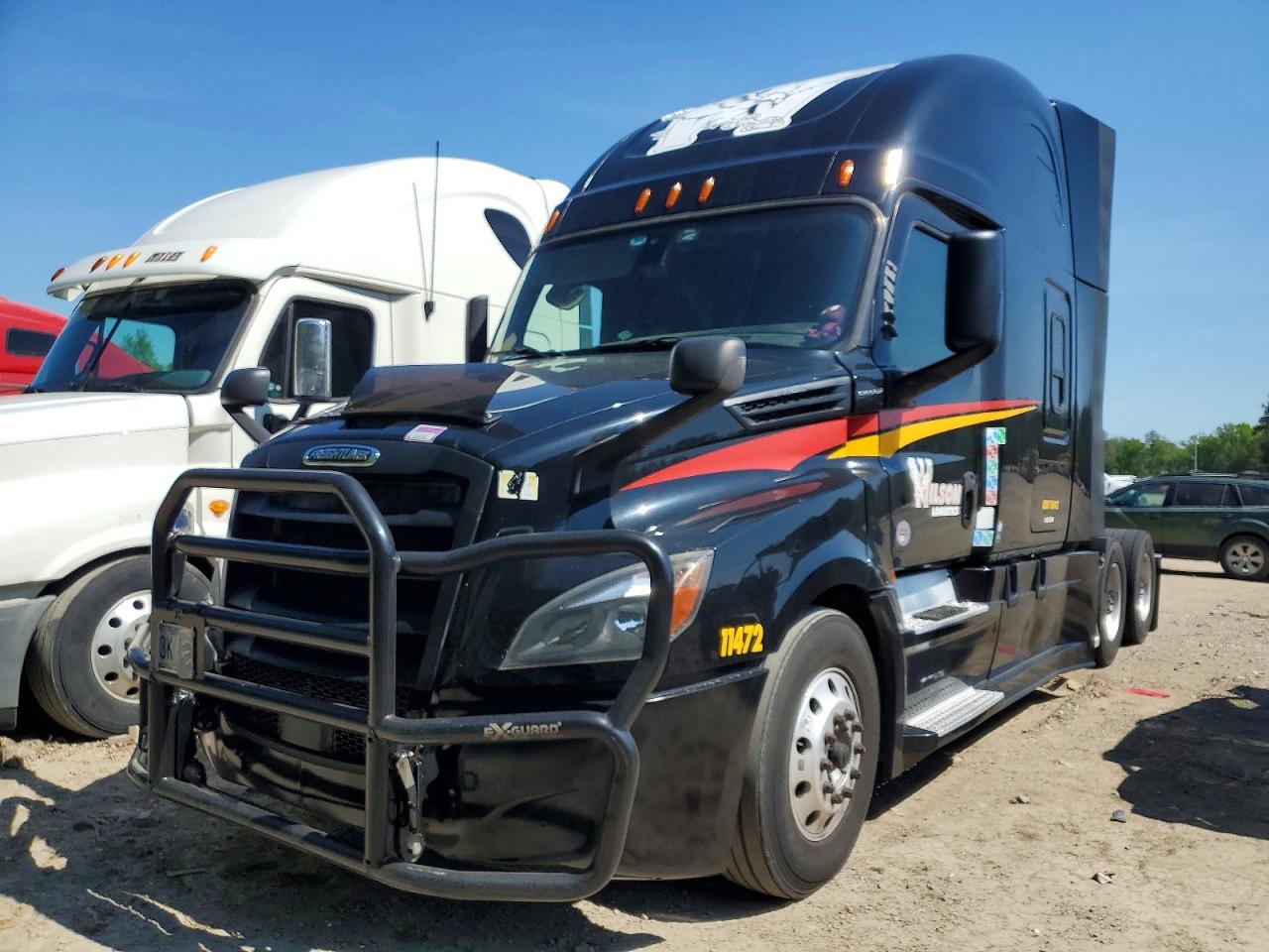 Freigliner Cascadia 126