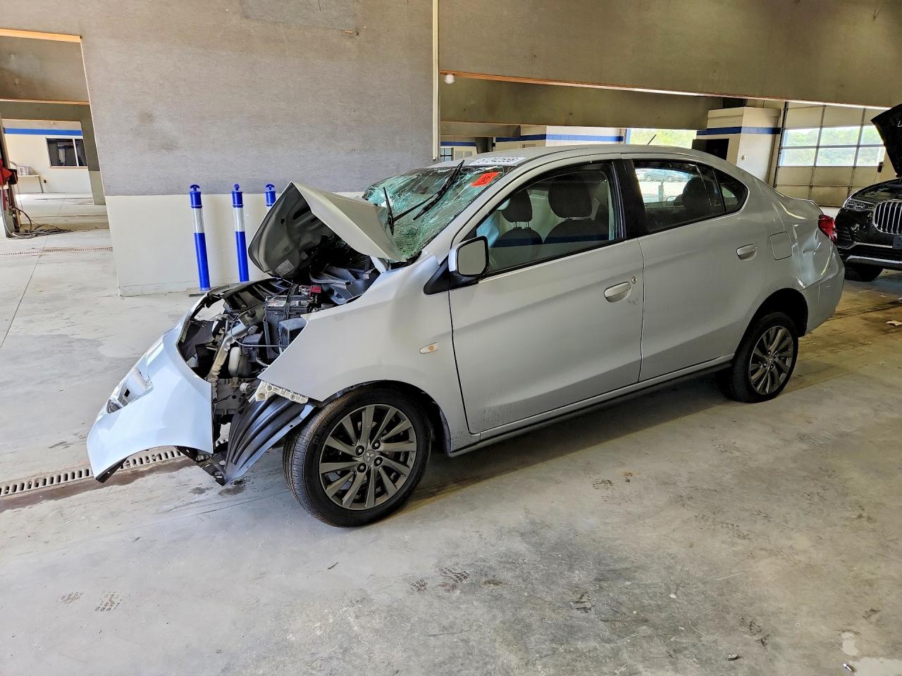 Salvage Mitsubishi Mirage Image
