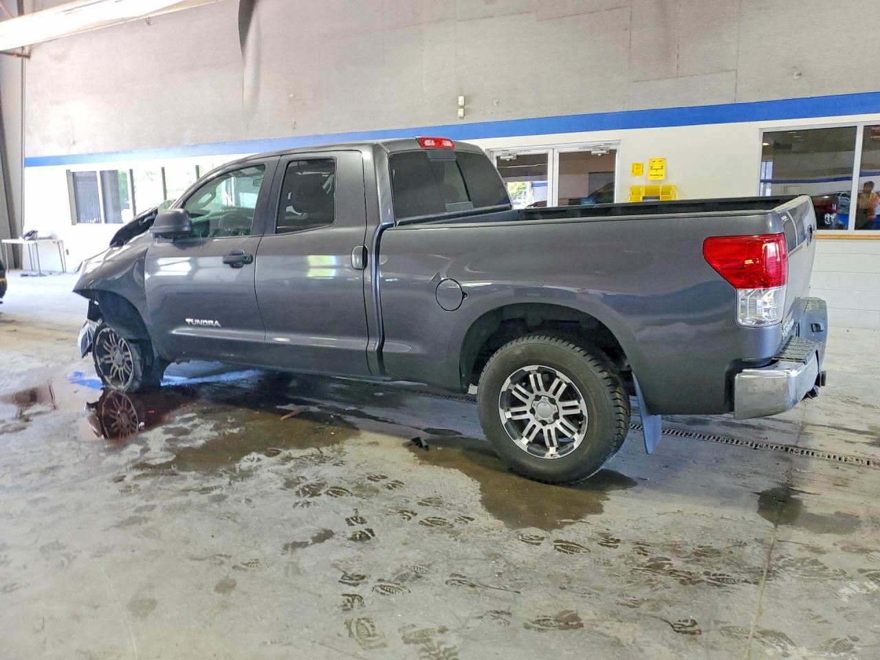 Toyota Tundra Double Cab Sr5
