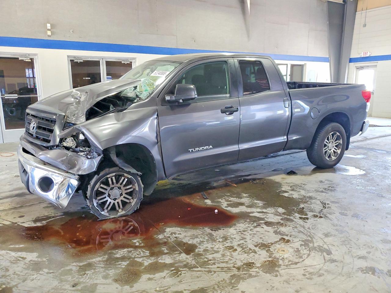 Salvage Toyota Tundra Image