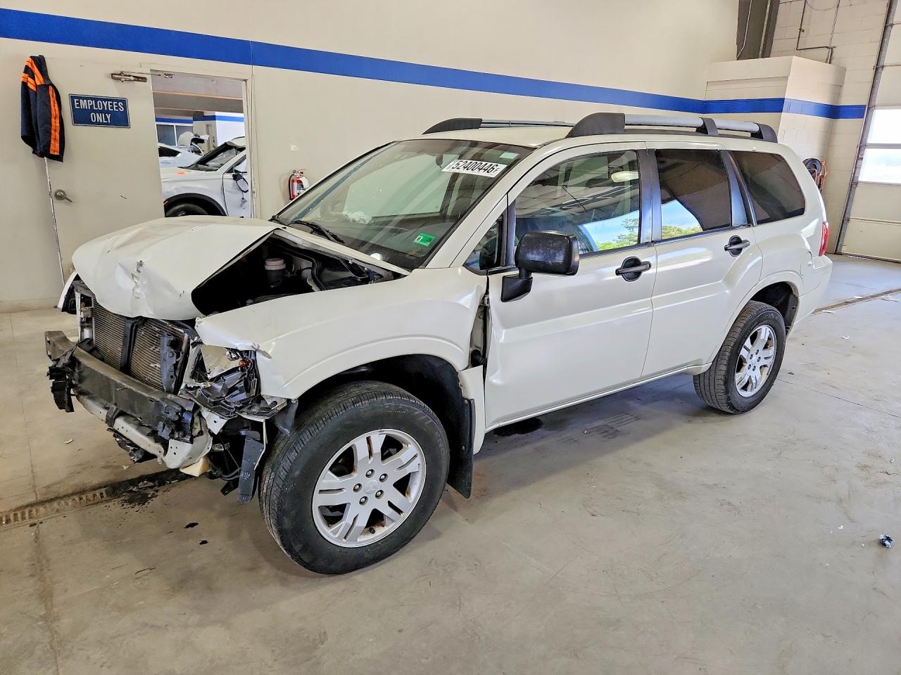 Salvage Mitsubishi Endeavor Image