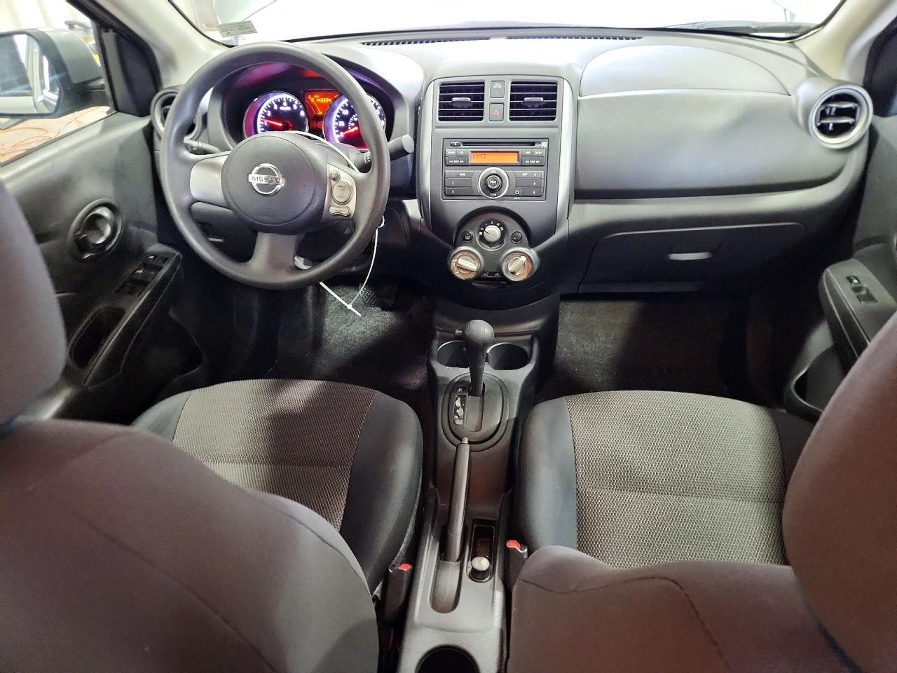 Nissan Versa 1.6 S
