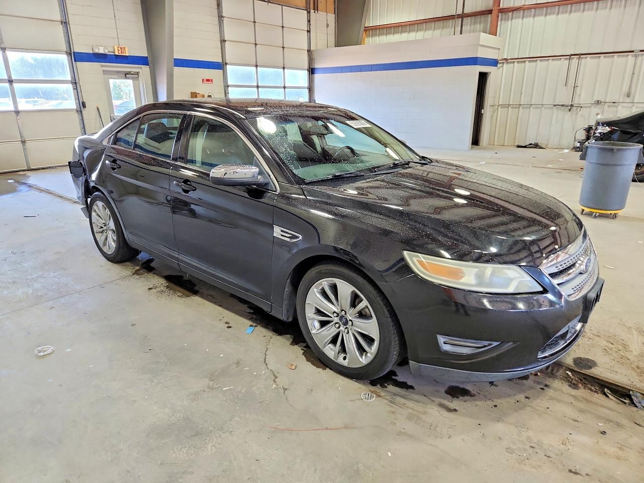 Ford Taurus Limited