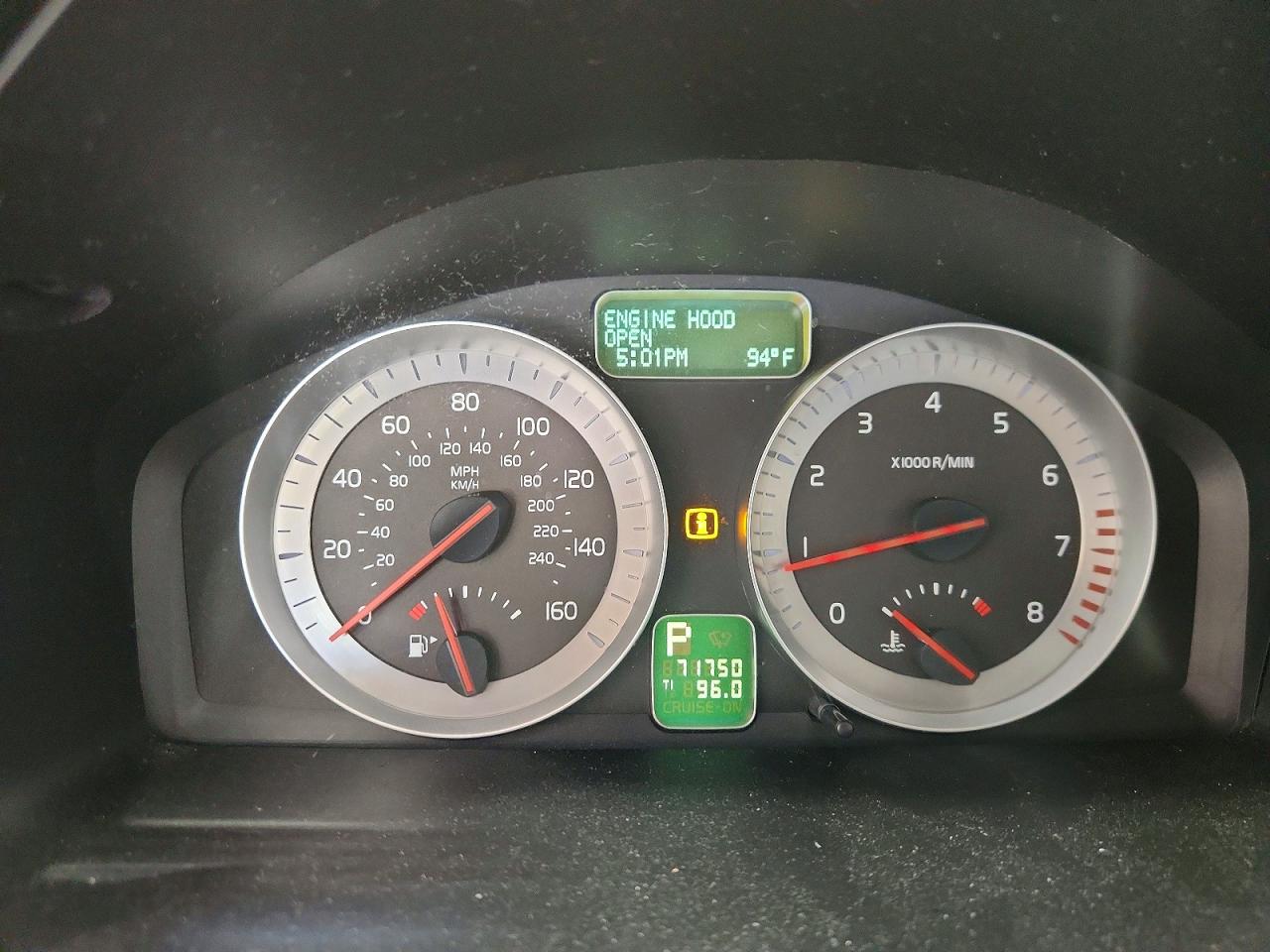 Volvo C70 T5