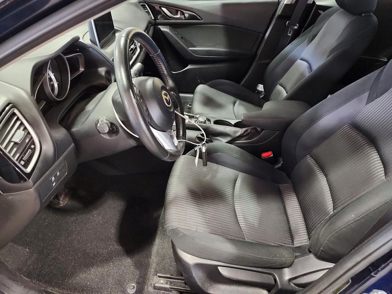 Mazda 3 Touring