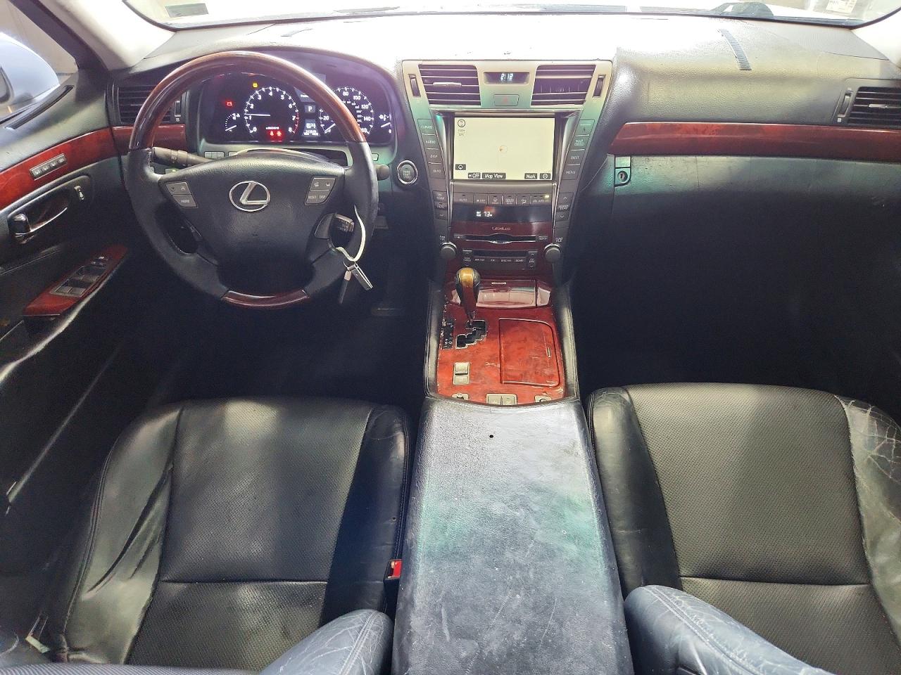 Lexus LS 460