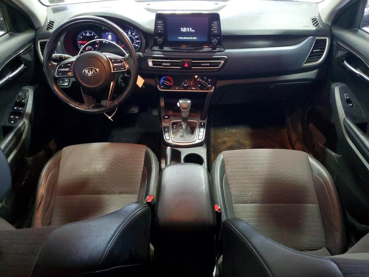 Kia Seltos S
