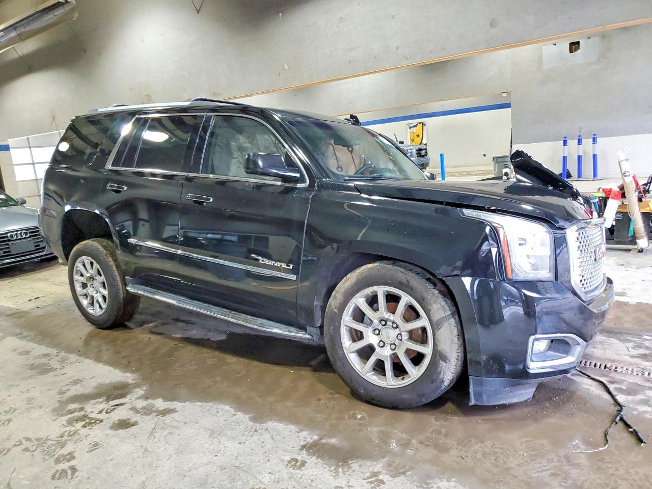 GMC Yukon Denali
