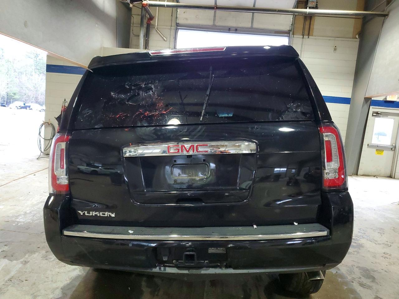 GMC Yukon Denali