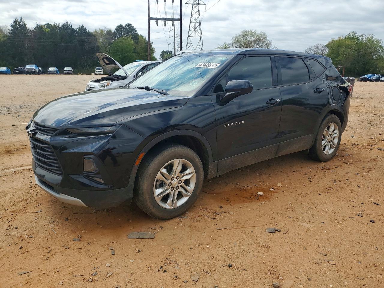 Salvage Chevrolet Blazer Image