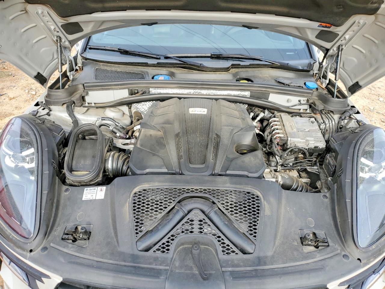 Porsche Macan S