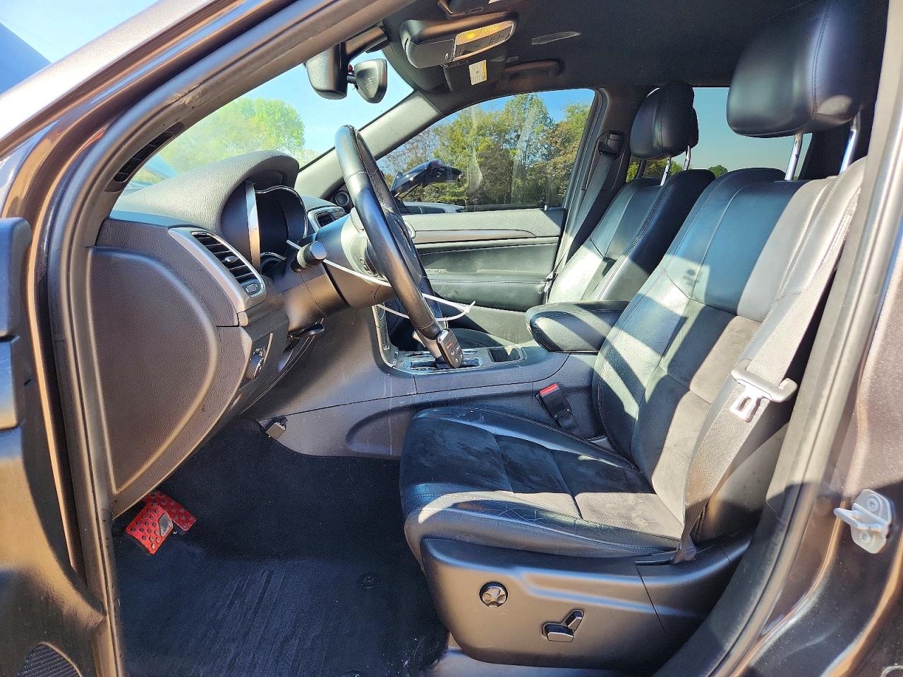 Jeep Grand Cherokee Laredo