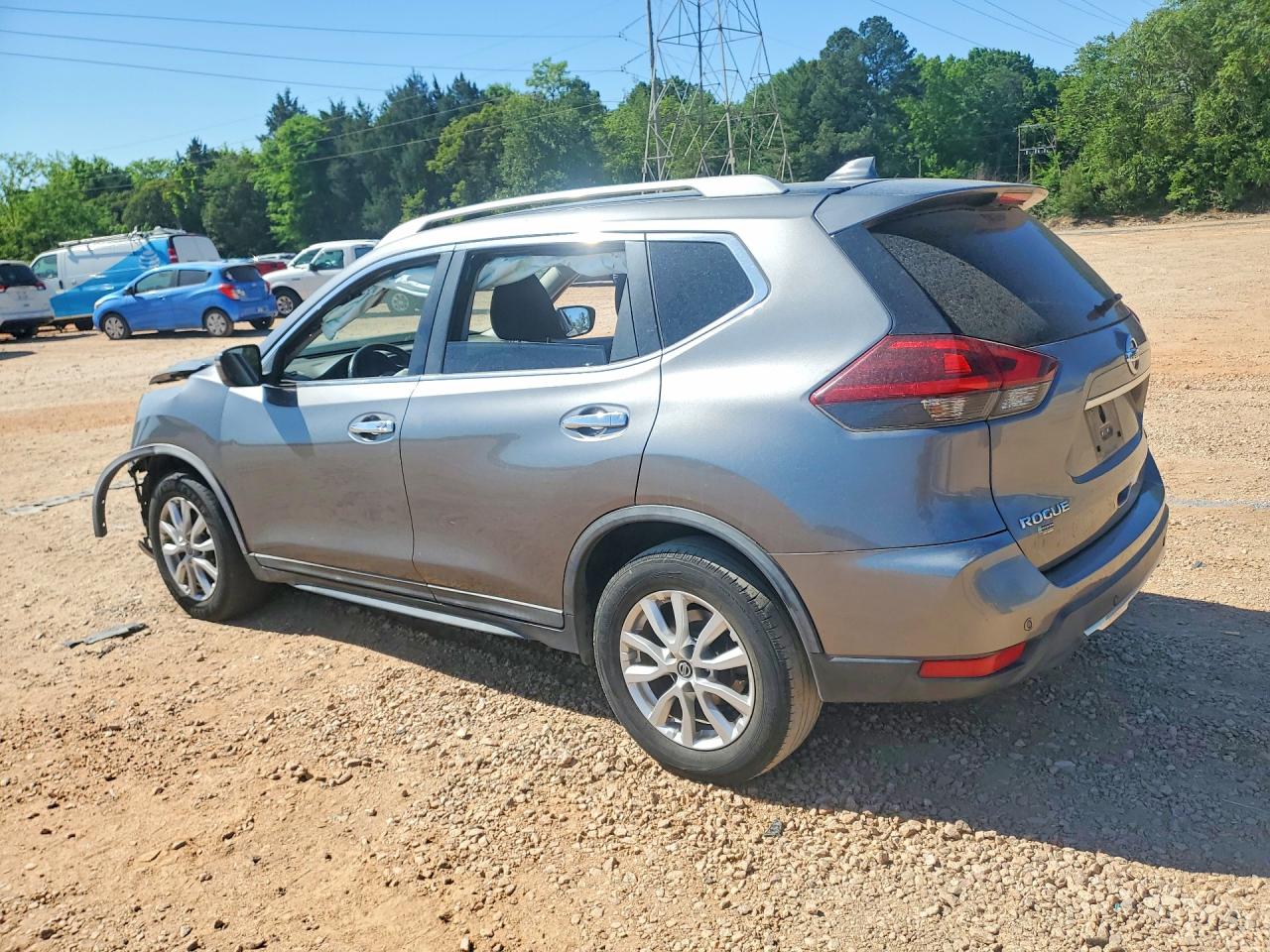 Nissan Rogue Sv