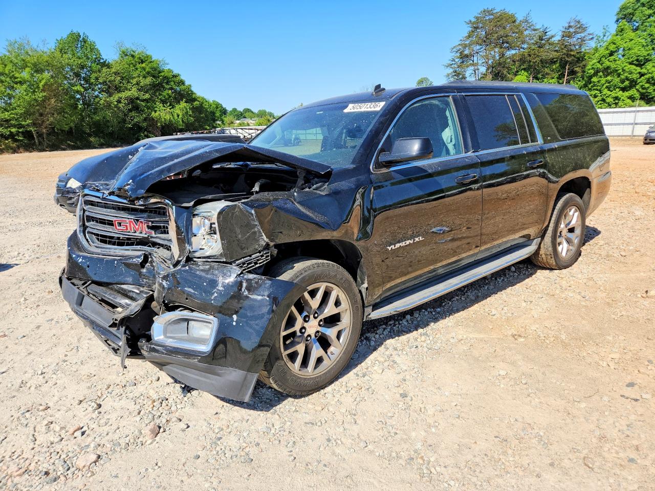 Salvage GMC Yukon Image
