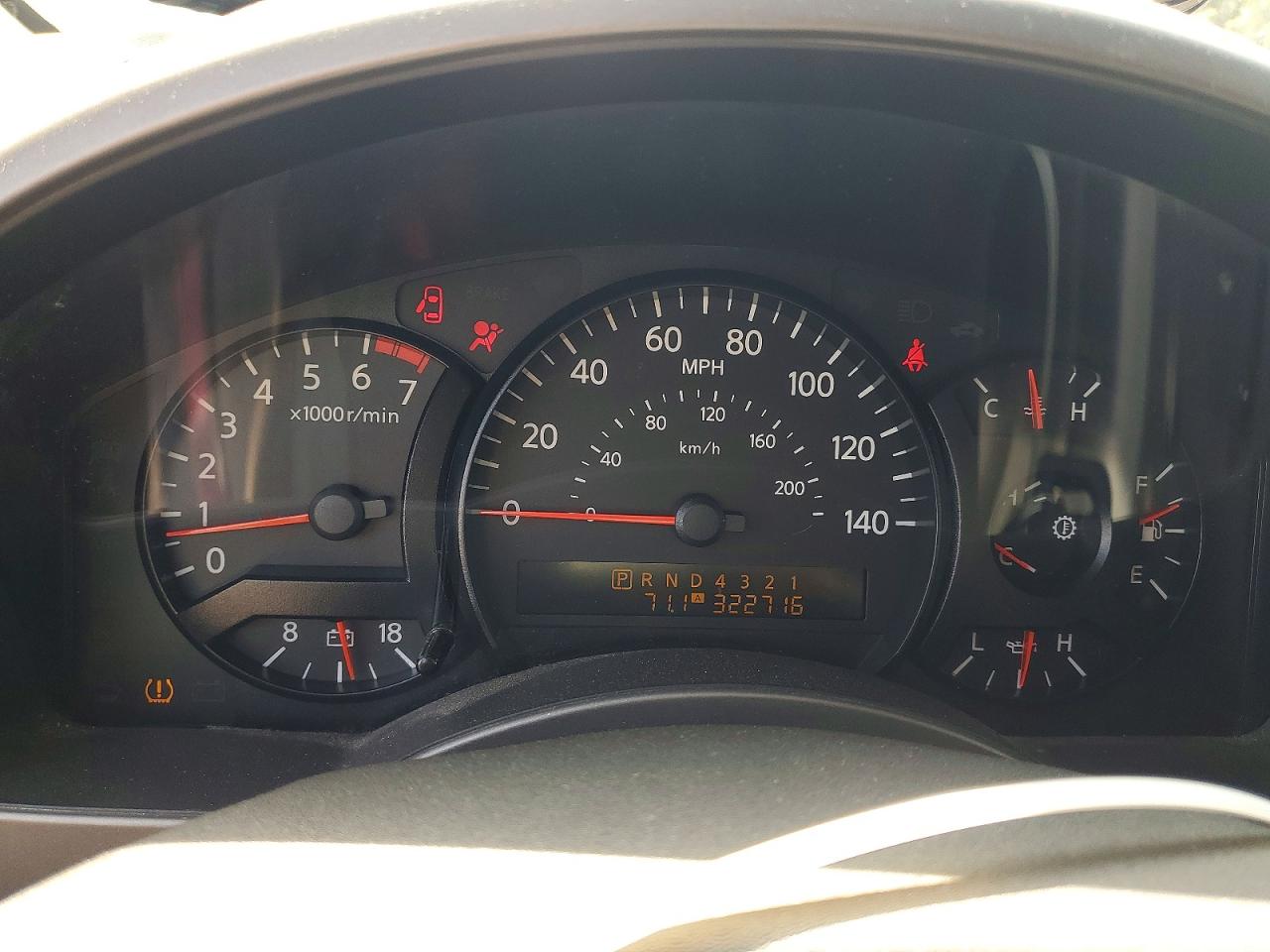 Nissan Armada Se