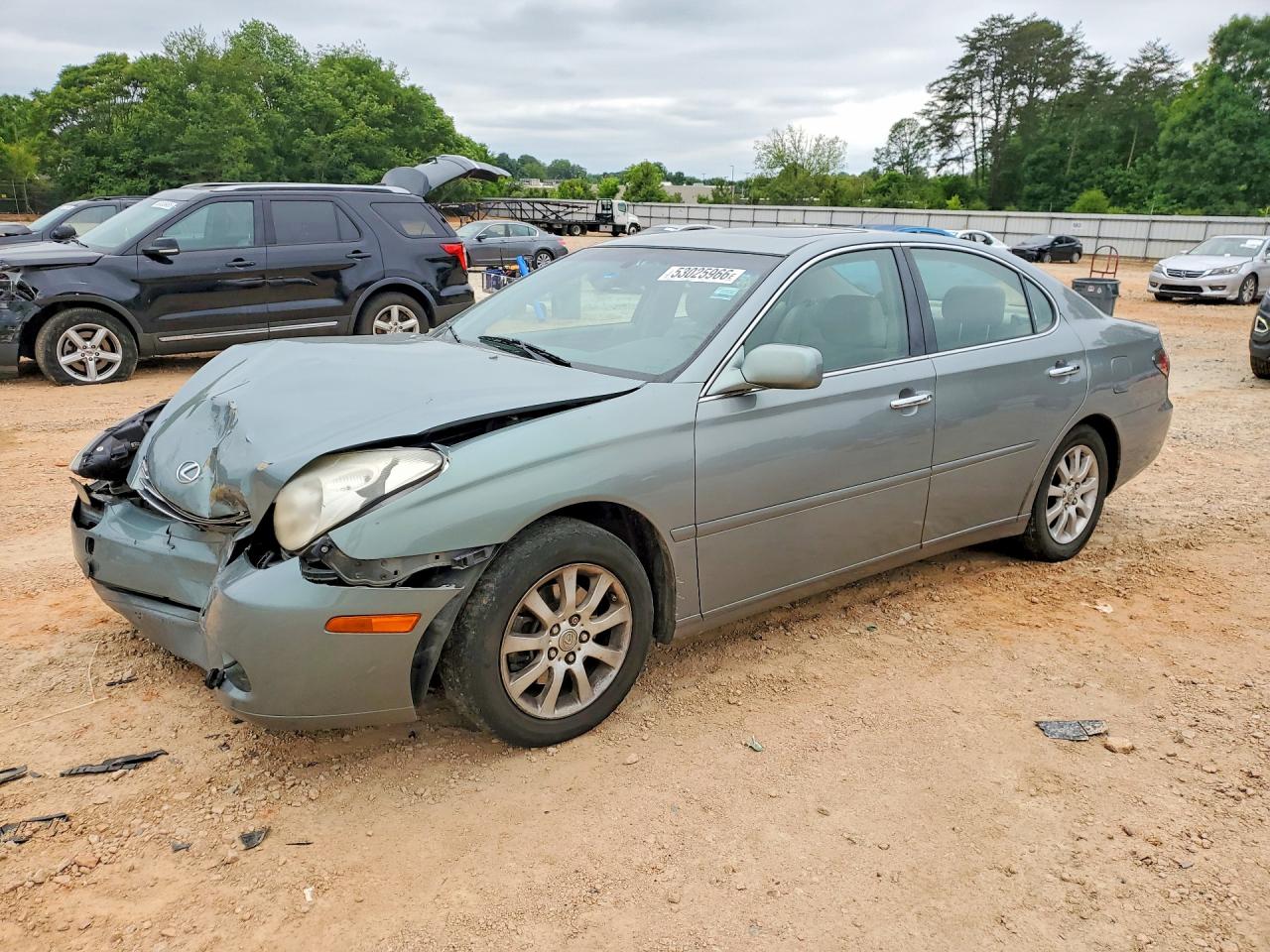 Salvage Lexus Es Image
