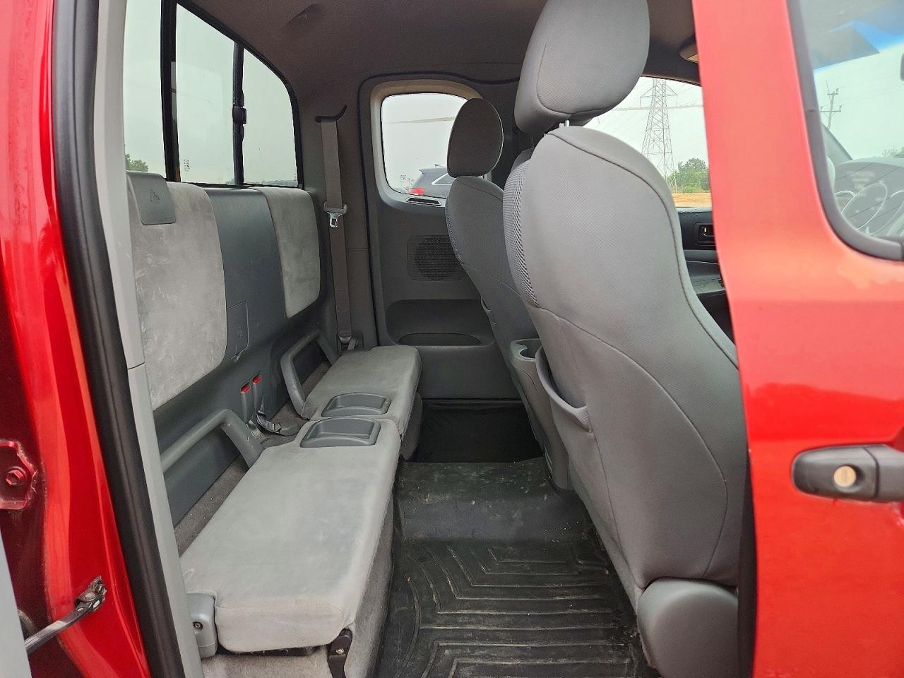 Toyota Tacoma Access Cab