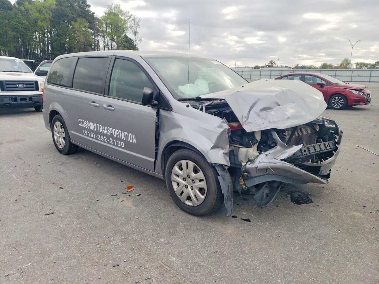 Dodge Caravan Se