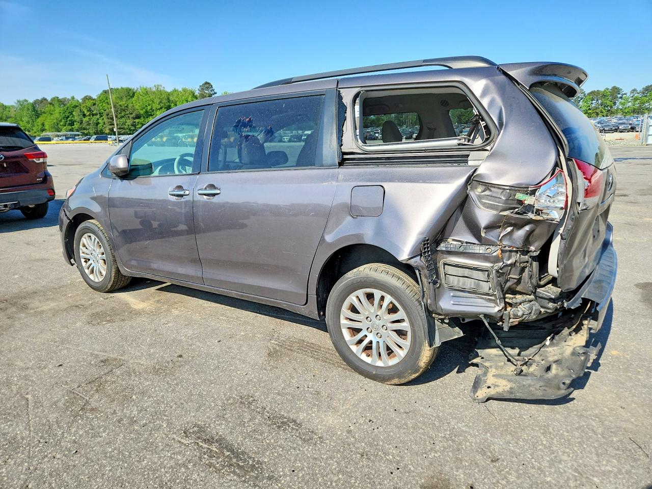 Toyota Sienna Xle 8-passenger