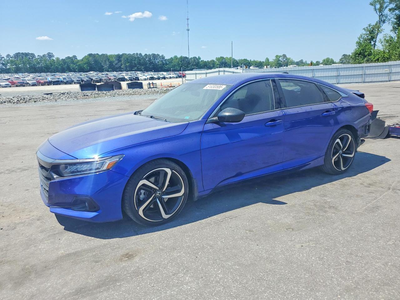 Salvage Honda Accord Image
