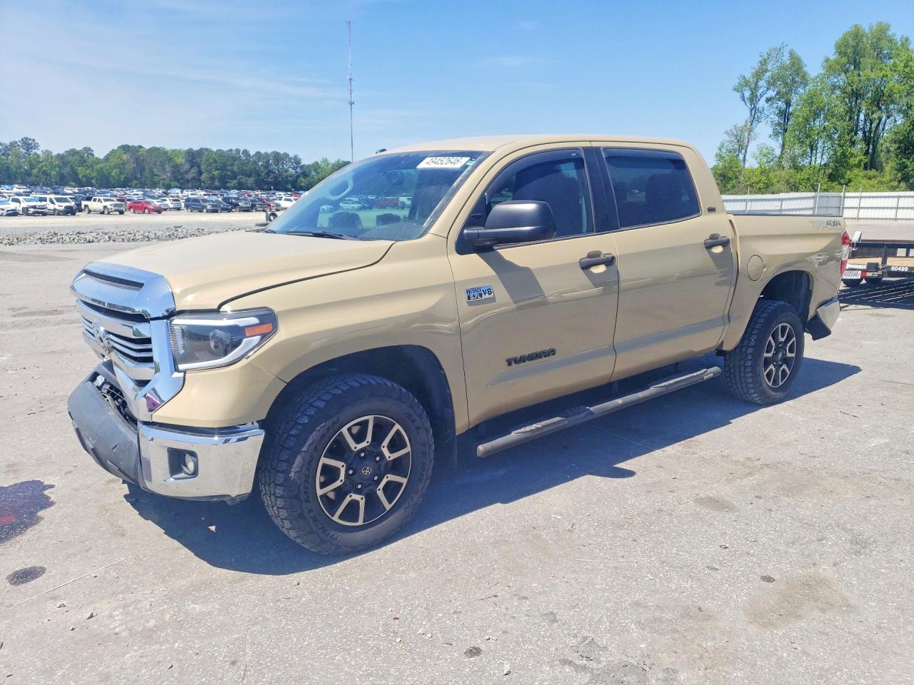 Salvage Toyota Tundra Image