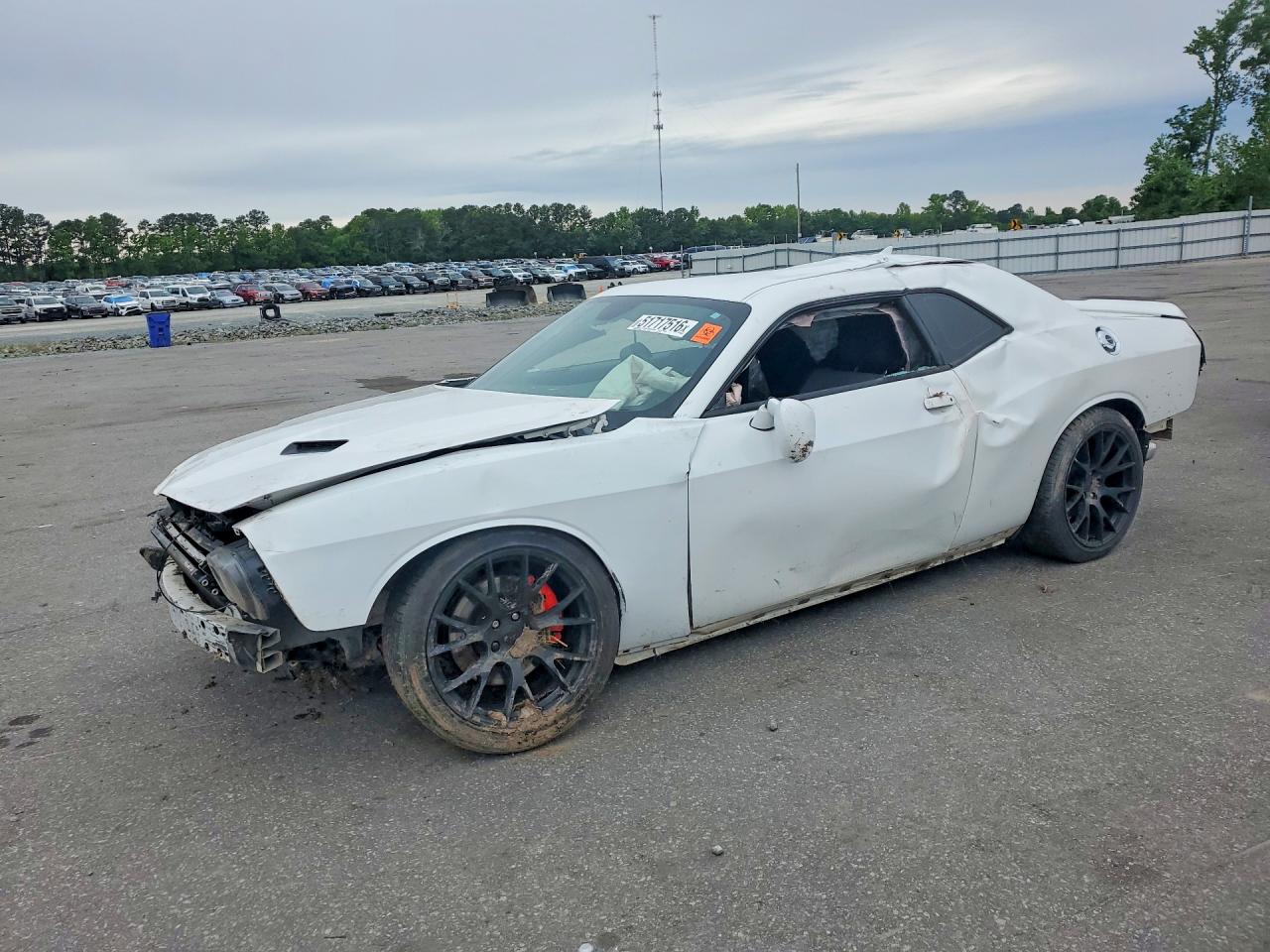 Salvage Dodge Challenger Image